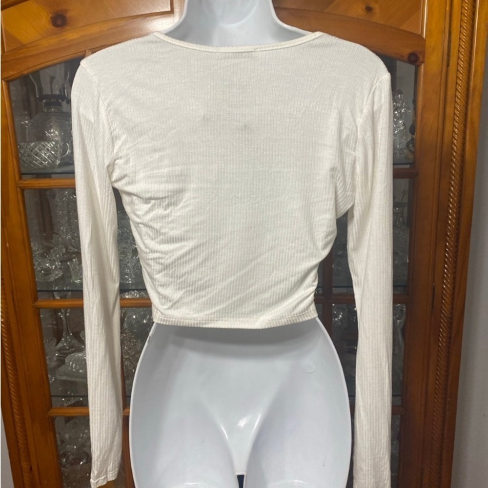 Fashion Nova White Keep Them Tied Up Top NWT size S - Picture 6 of 9